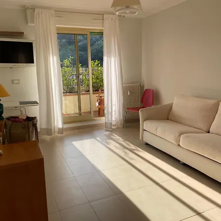 Sunny * Мантон